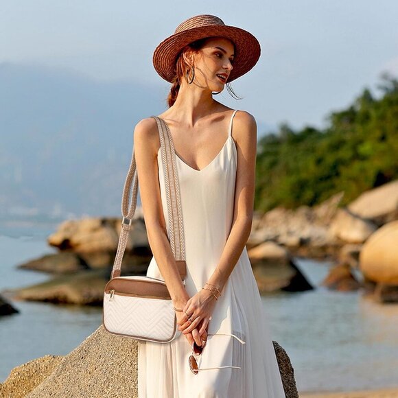 Crossbody Bags for Women, Quilted Shoulder Bag with Adjustable Wide Strap, Small - Picture 5 of 7